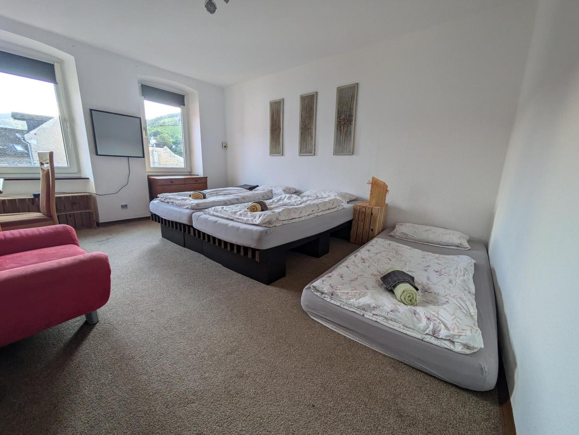 Monkey Factory - Mini Home-Stay Hostel Traben-Trarbach Pokój zdjęcie